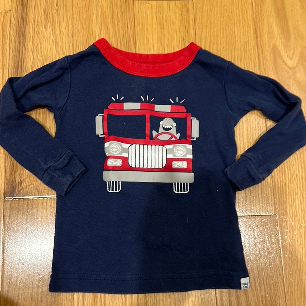 Gap Pajama Top Firetruck No Bottoms 12-18 mo